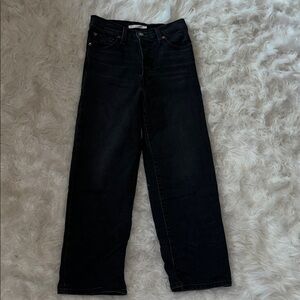 Levi's Women's Straight Leg Jeans — Black